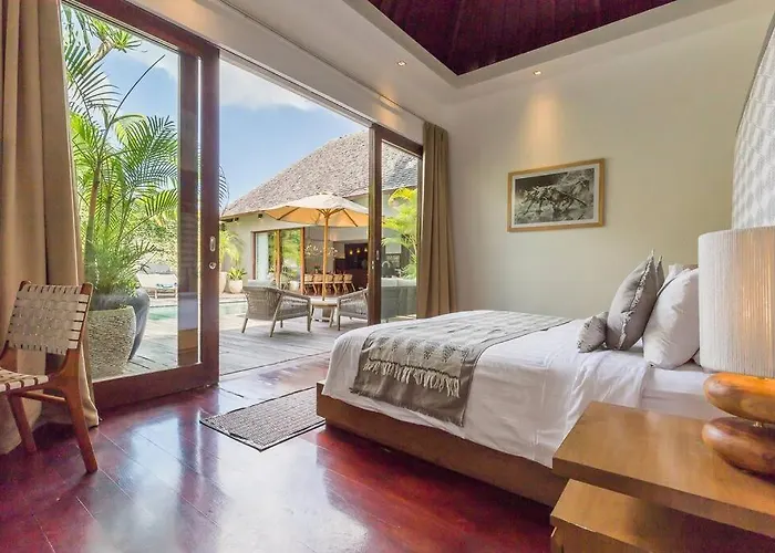 Villa Eshara 1 Our Tropical & Luxury 3br 450m From Seminyak