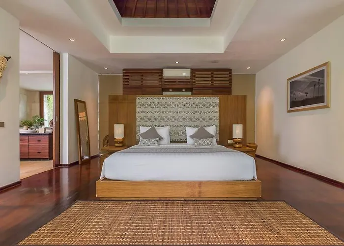 Eshara 1 Our Tropical & Luxury 3br 450m From Villa Seminyak