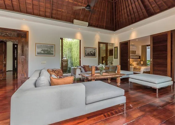 Villa Eshara 1 Our Tropical & Luxury 3br 450m From Seminyak